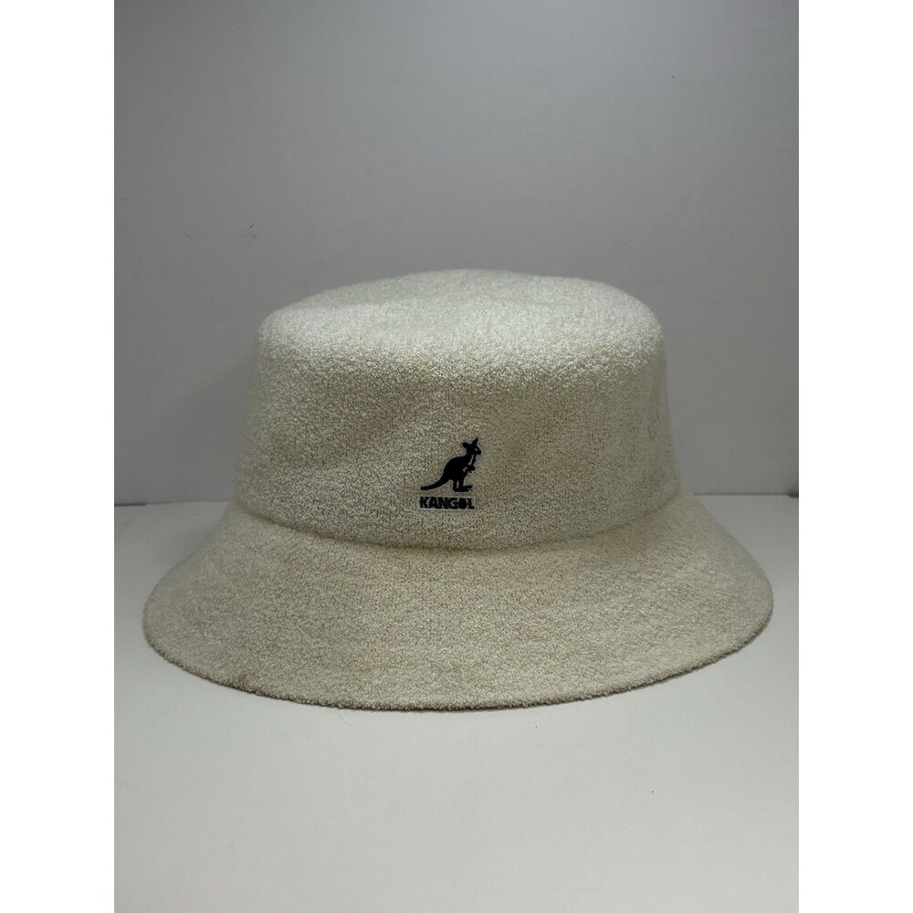 Kangol Bucket Hat White Solid Pattern Men Size M Classic Bermuda Style Fashion